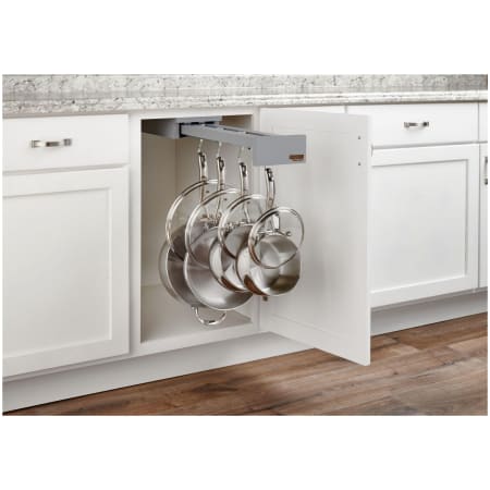 Rev-A-Shelf Organizer Estraibile Per Armadio Da Cucina 55,9 Cm - Acero - Con 7 Ganci E Scorrimento A Cuscinetti A Sfera