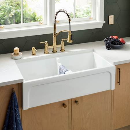 Signature Hardware Risinger 39" Farmhouse 50/50 Double Basin Fireclay Kitchen Sink with Casement Apron White