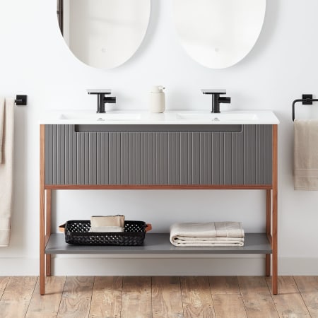 Muted Gray / Warm Oak