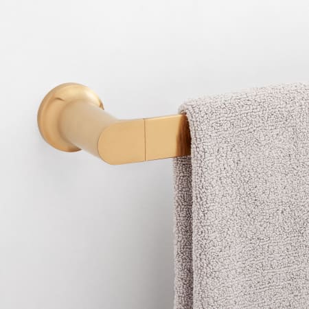 Signature Hardware Berwyn 18" Towel Bar Brushed Gold