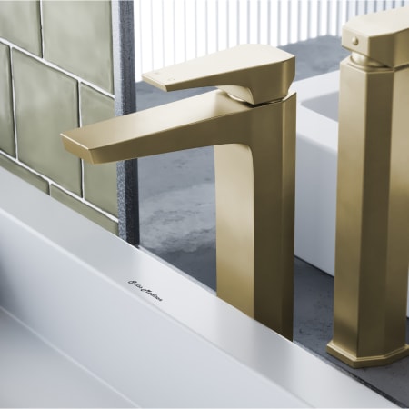 Swiss Madison Voltaire 1.2 GPM Single Hole Bathroom Faucet Brushed Gold