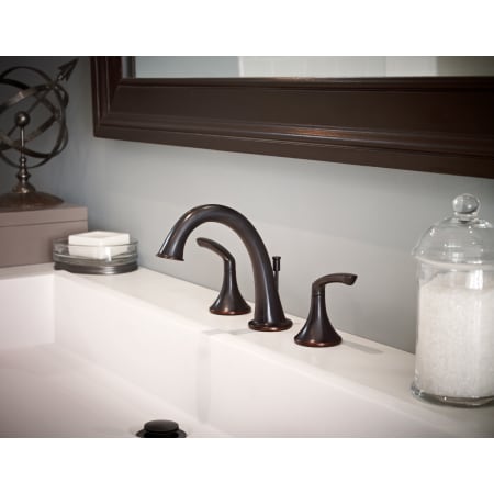 Symmons-SLW-5512-1.5-Installed View - Alternate