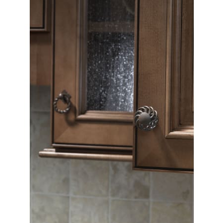 Normandy Small Twist Knob In Use