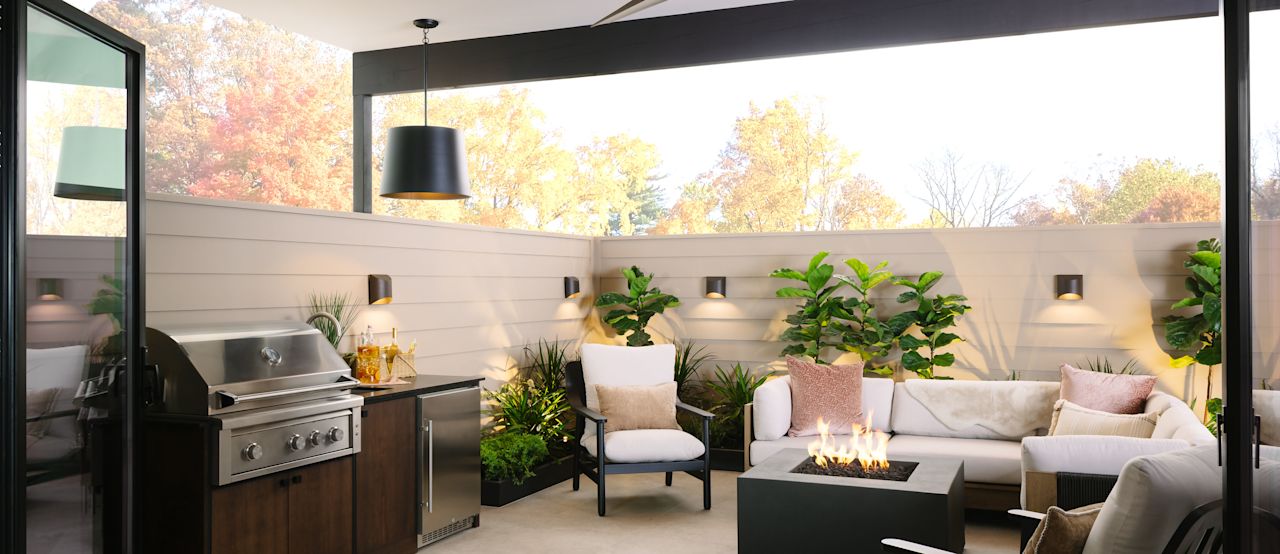 Modern Desert Patio