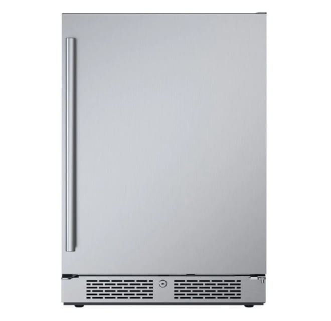 Avallon outlet undercounter refrigerator