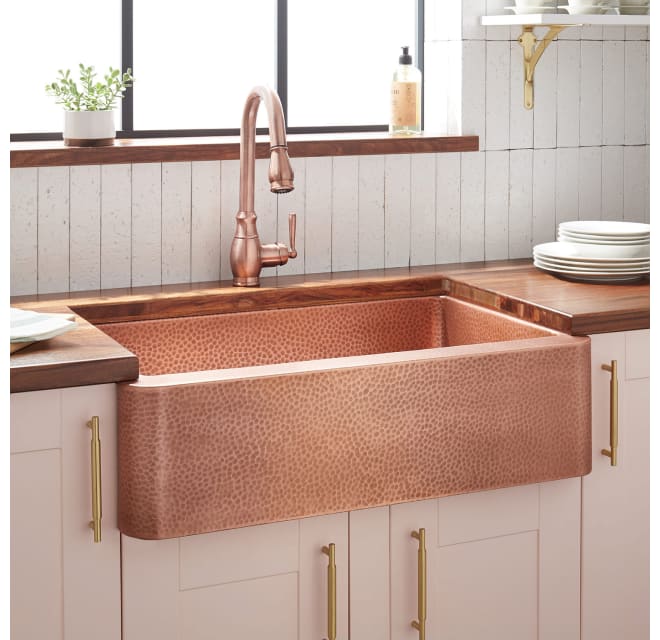 Signature Hardware 427341