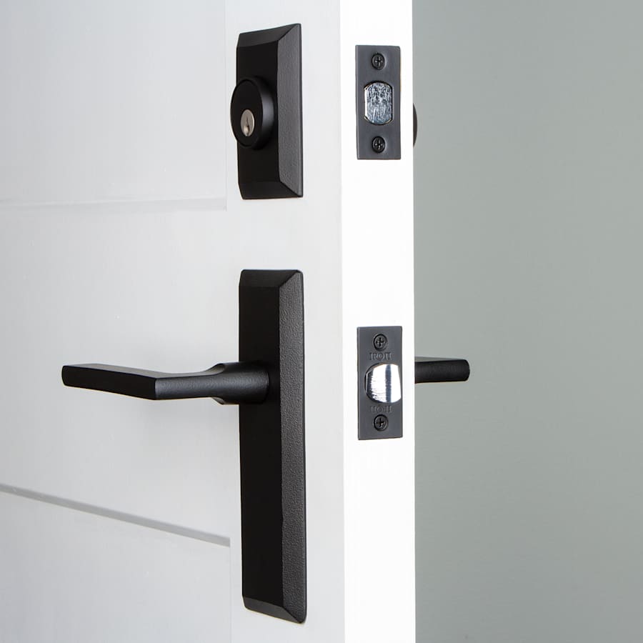 ageless-iron-kepdrk_sp_eset_238_rh-alternate-image-37