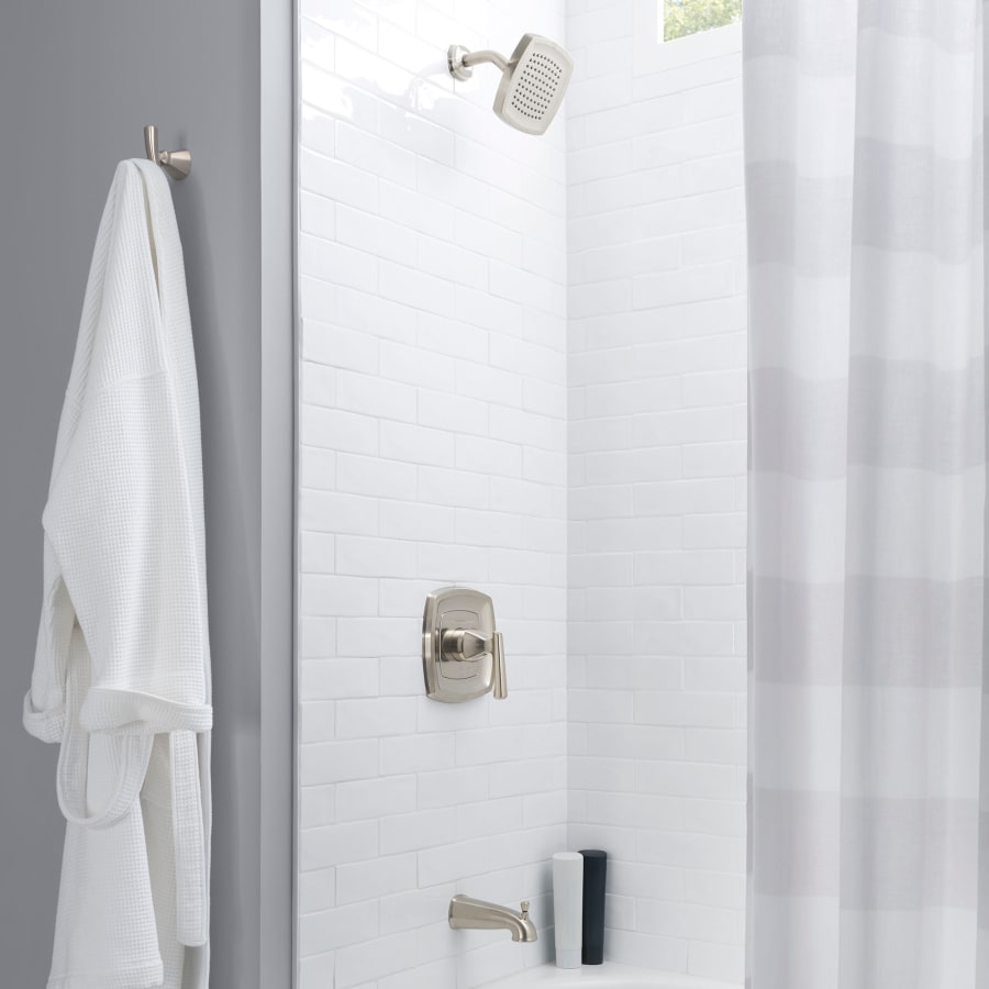 american-standard-tu018-508-lifestyle-view-brushed-nickel-132 american-standard-tu018-508-lifestyle-view-brushed-nickel-132
