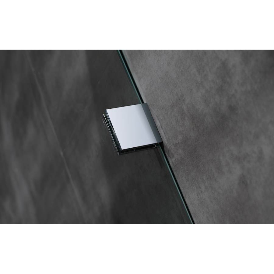 aston-sen976-tr-48-10-l-application-shot-chrome-hardware-close-up-25