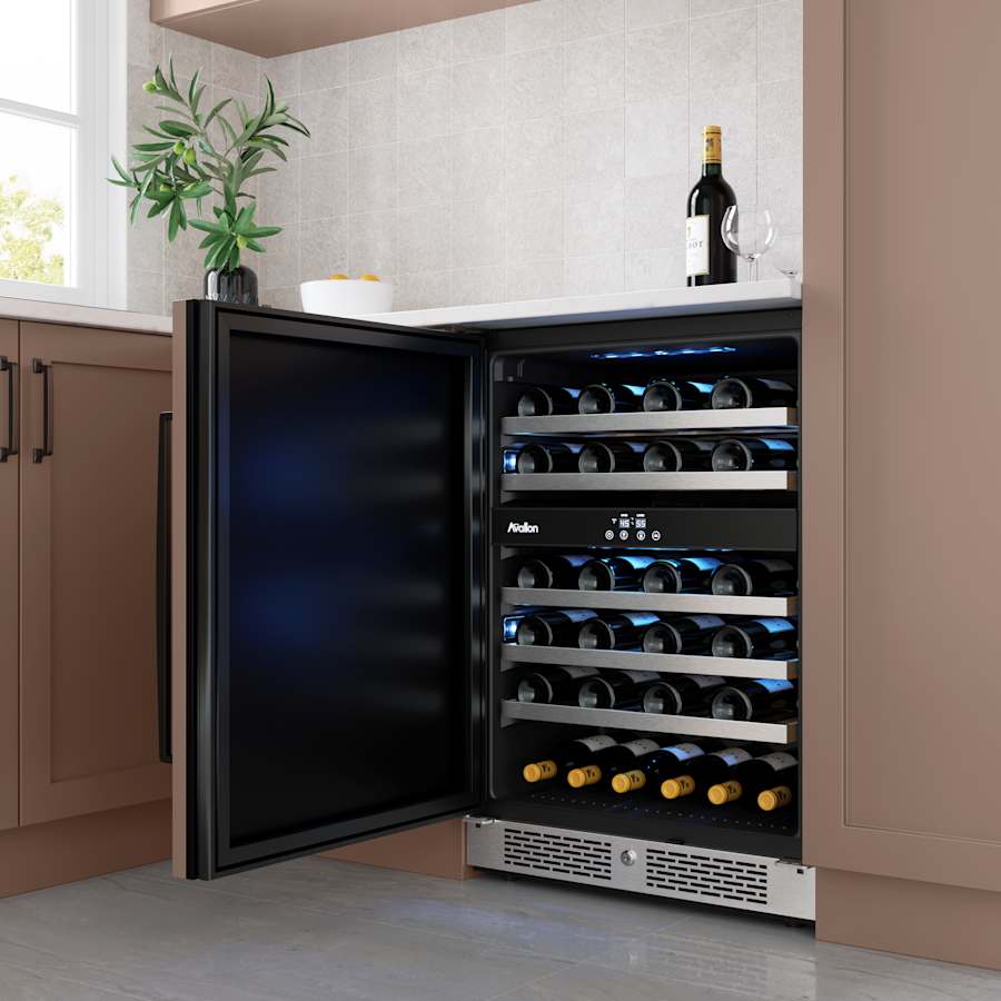 awc242dprslh_blue_close-up