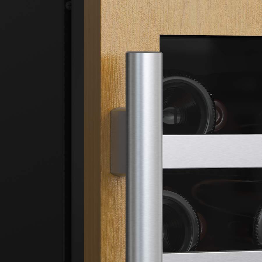 awc242sprgrh-w-34-doorclosed-doorhandle