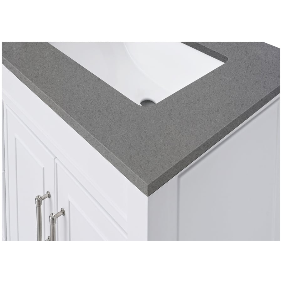 avanity-qut37-rs-alternate-image-552 avanity-qut37-rs-alternate-image-552