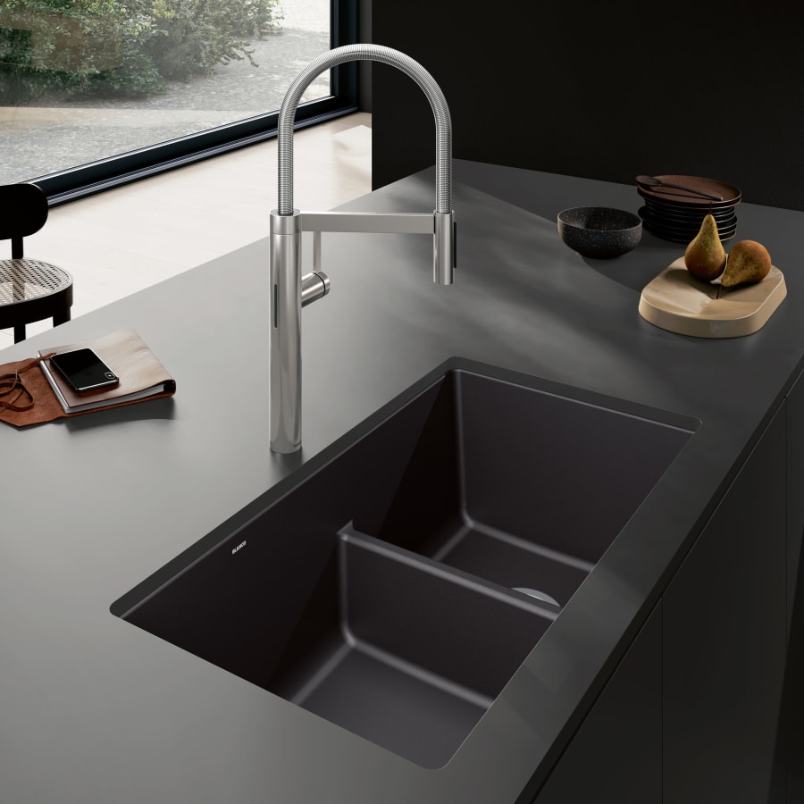 Blanco 527471 Culina II Semi-Pro 1.5 GPM Single Hole Pre Blanco 527471 Culina II Semi-Pro 1.5 GPM Single Hole Pre