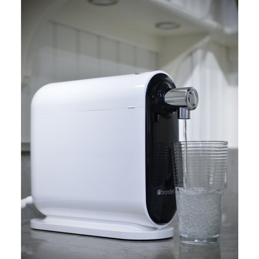 brondell-h630-in-use-23 brondell-h630-in-use-23