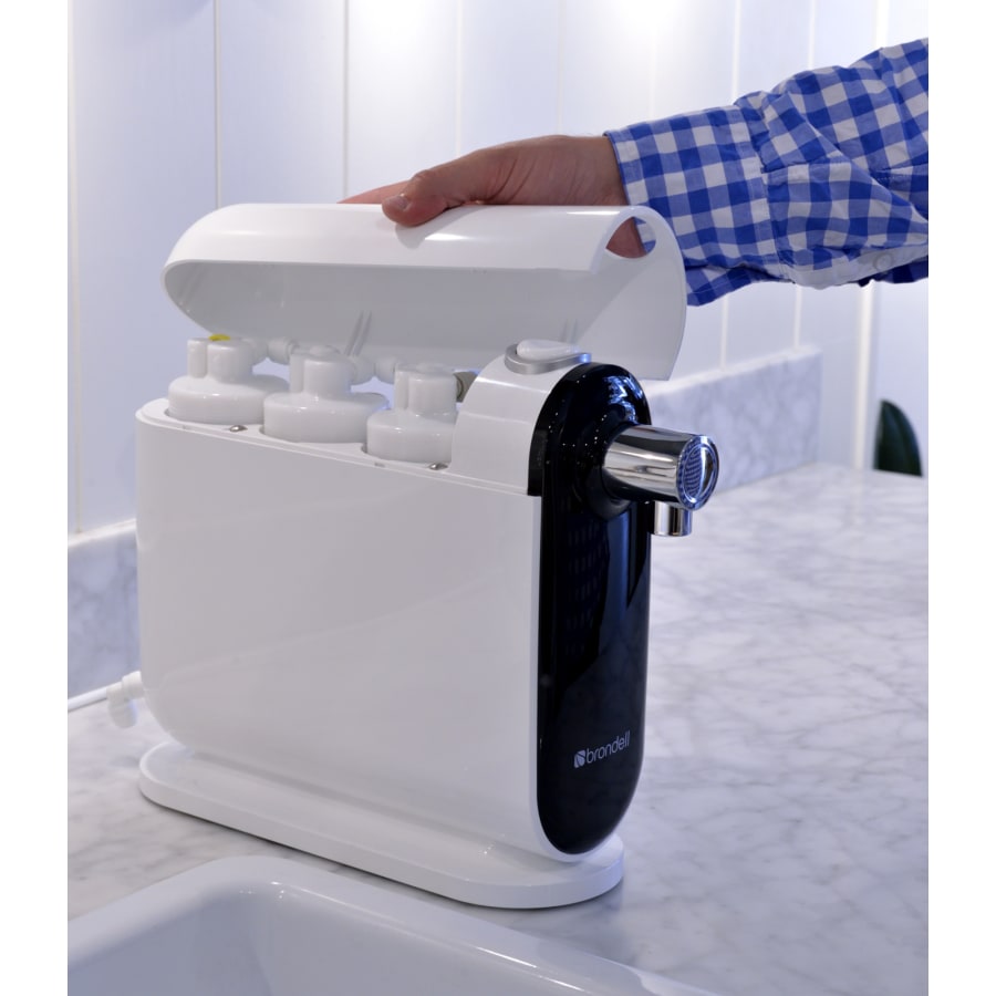 brondell-h630-in-use-25 brondell-h630-in-use-25