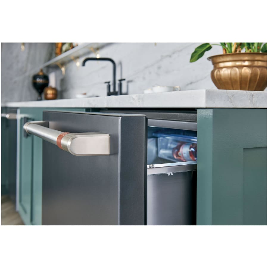 cafe-cde06rpn-alternate-image-156 cafe-cde06rpn-alternate-image-156