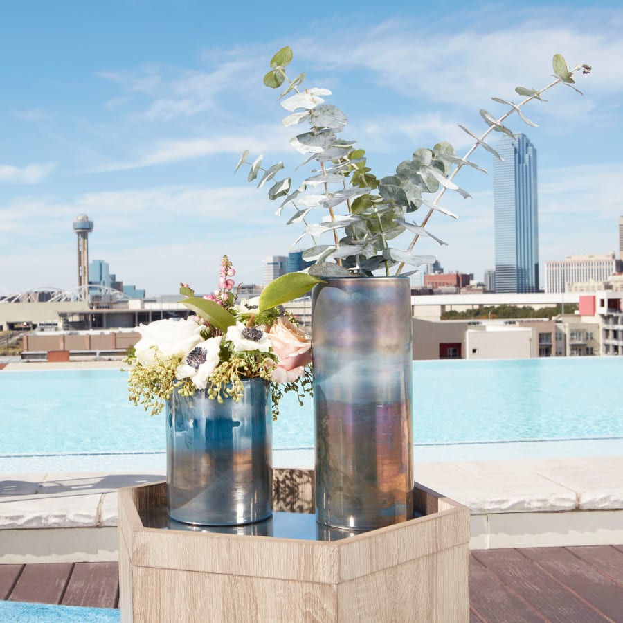 cyan-design-10007-alternate-image-2549 cyan-design-10007-alternate-image-2549