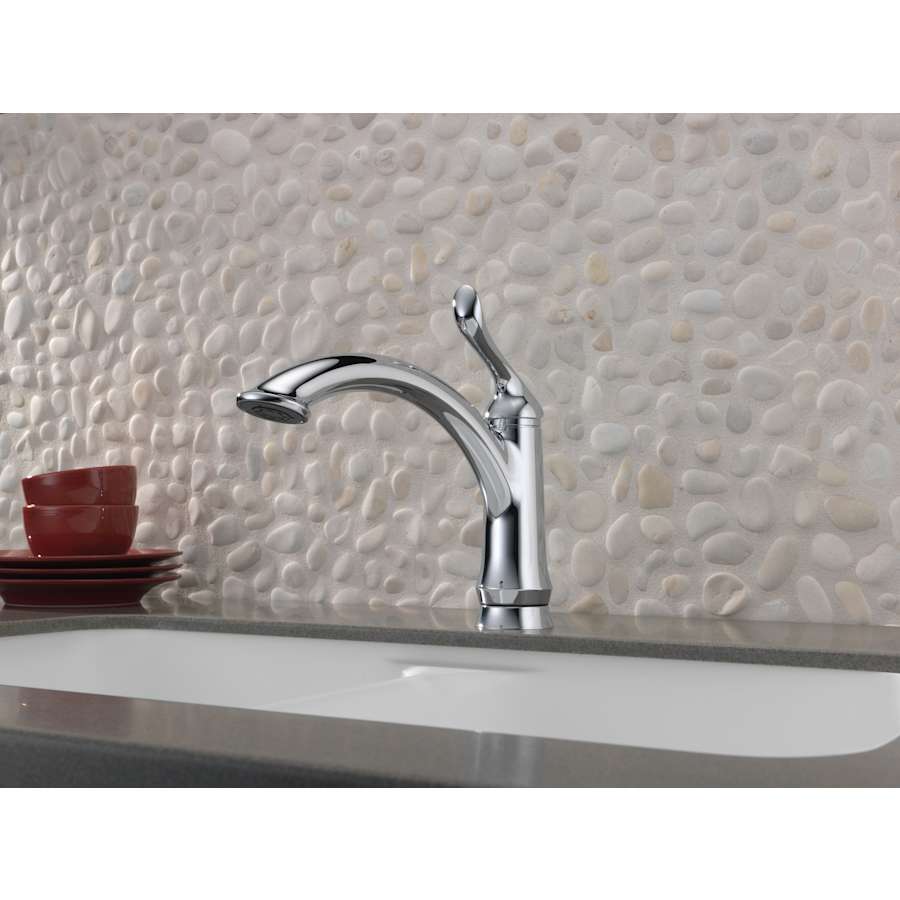 delta-1353-dst-installed-faucet-in-chrome-2096