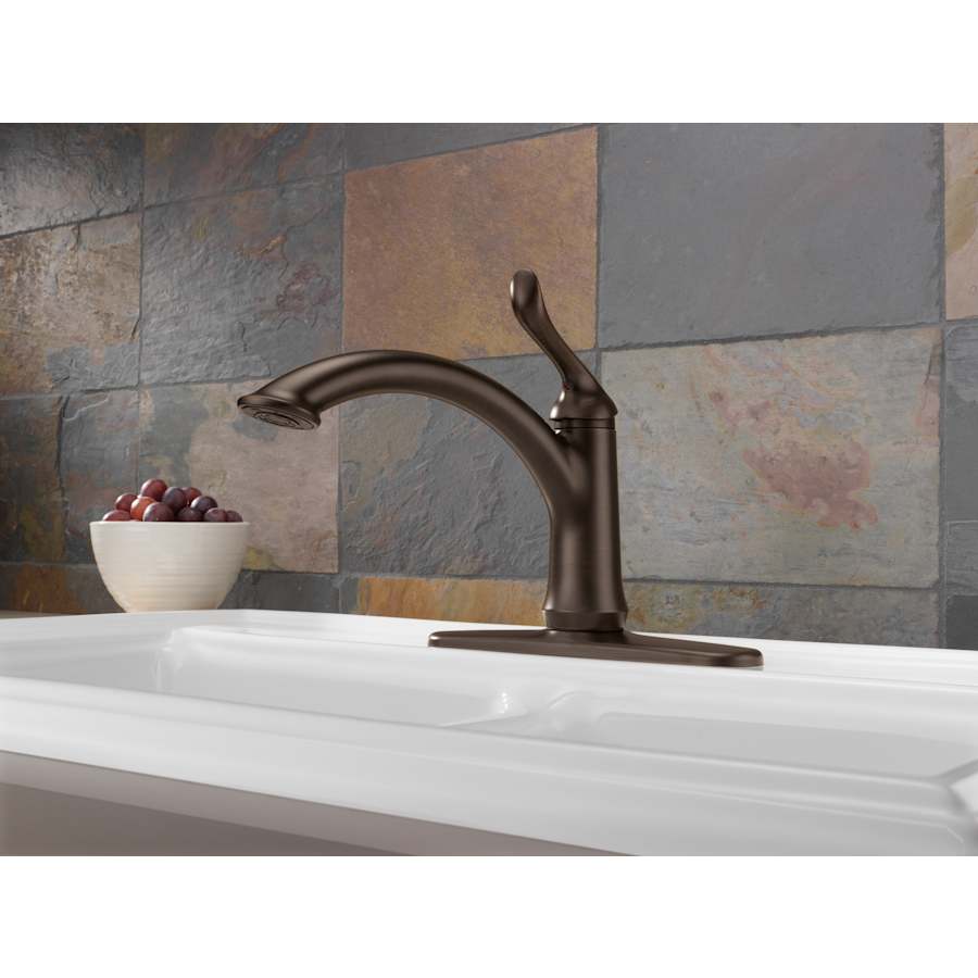 delta-1353-dst-installed-faucet-with-escutcheon-plate-in-venetian-bronze-1854