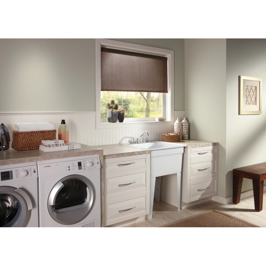 Delta-2133LF-Overall Room View in Chrome