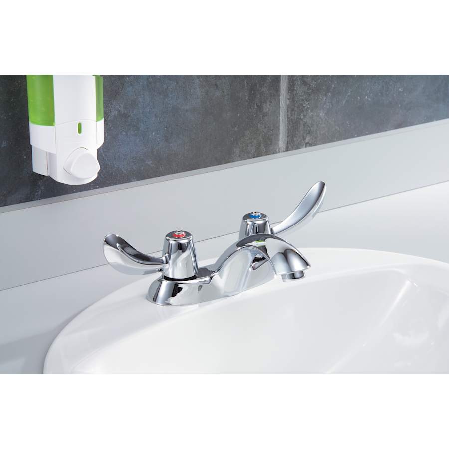 delta-21c232-installed-faucet-in-chrome-823