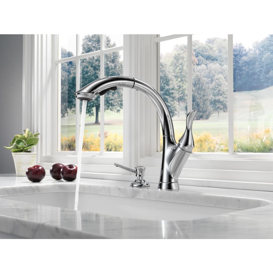 delta-4153-dst-running-faucet-in-chrome-2120 delta-4153-dst-running-faucet-in-chrome-2120