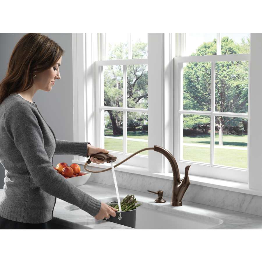 delta-4153-dst-running-faucet-in-venetian-bronze-2886