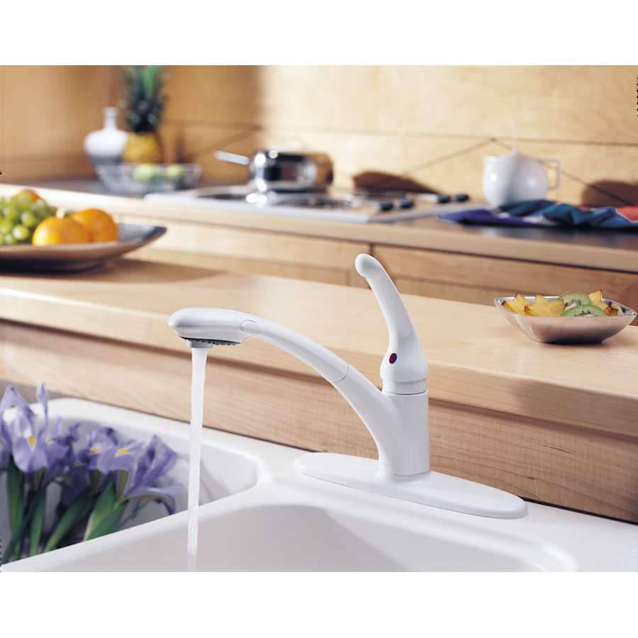 delta-470-dst-running-faucet-in-matte-white-2284