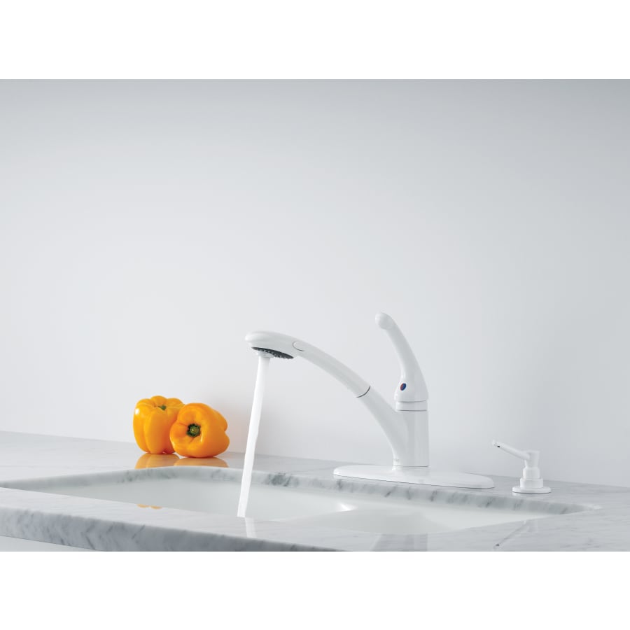 delta-470-dst-running-faucet-with-matte-white-1557 delta-470-dst-running-faucet-with-matte-white-1557