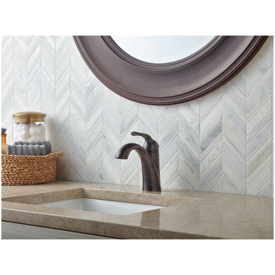 Delta 538-SSMPU-DST Lahara Single Hole Bathroom Faucet with