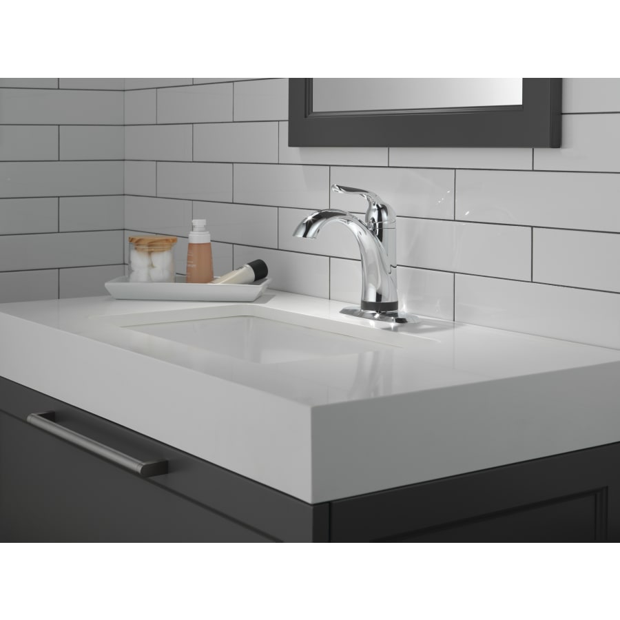 Delta 538T-SS-DST Lahara Single Hole Bathroom Faucet with On Delta 538T-SS-DST Lahara Single Hole Bathroom Faucet with On