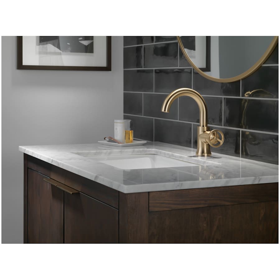 delta-558har-dst-alternate-image-152