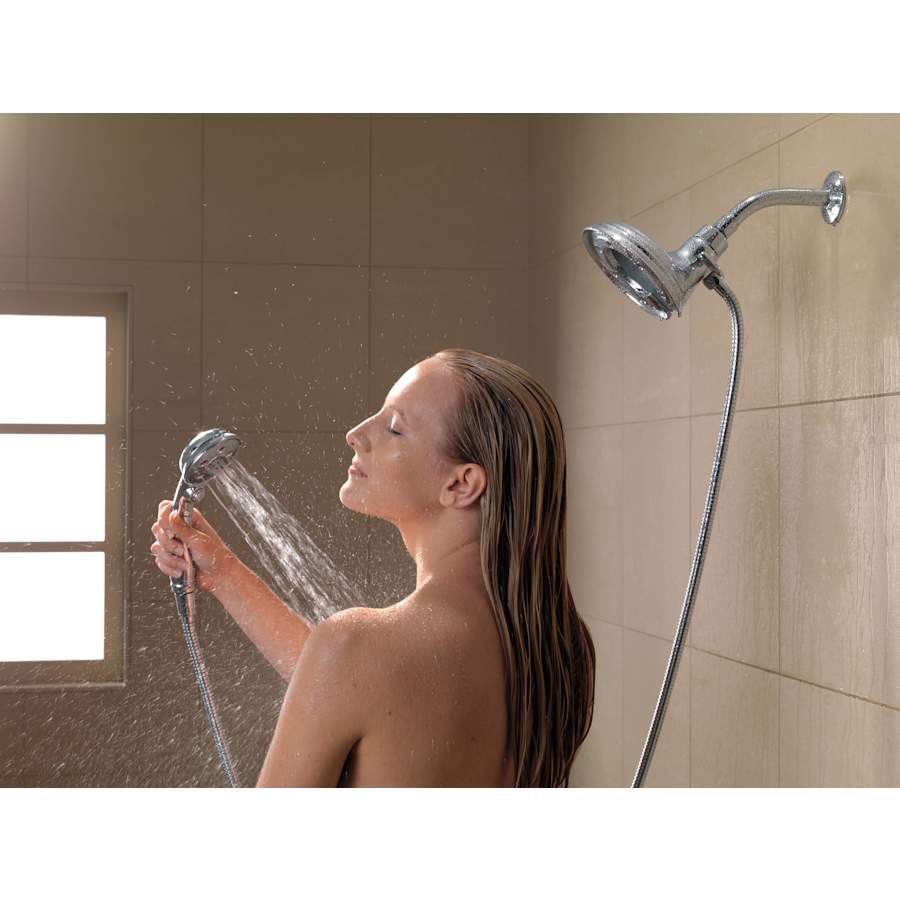 delta-58471-running-handshower-in-chrome-83