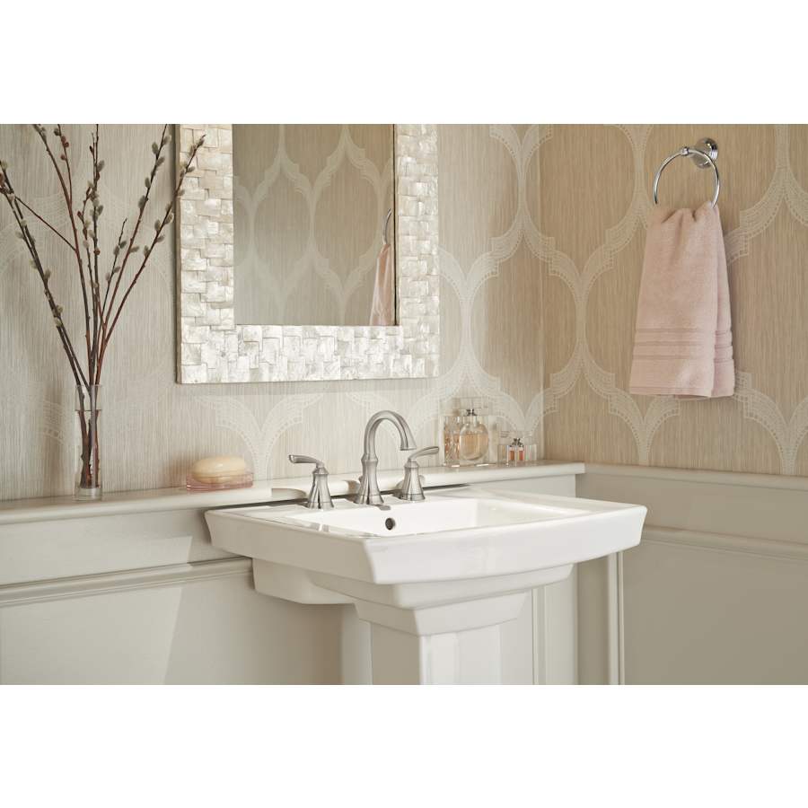 delta-70046-overall-room-view-in-brilliance-stainless-922