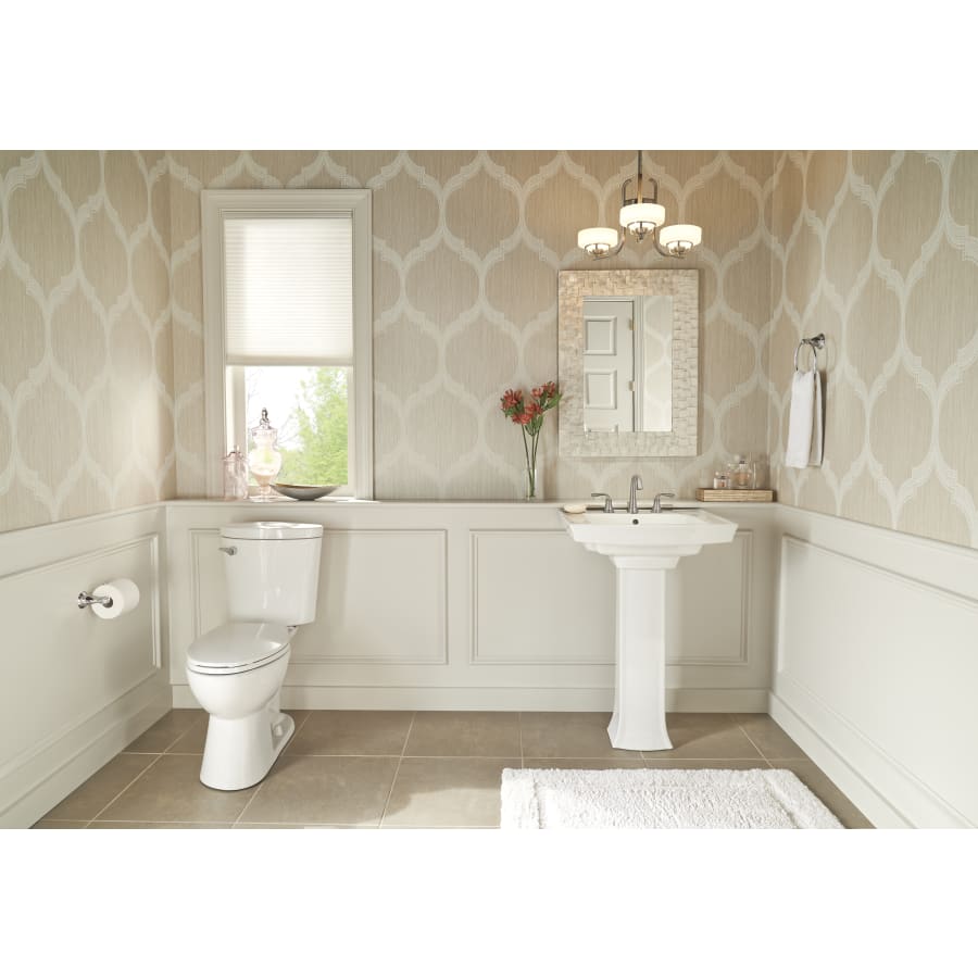 delta-70046-overall-room-view-in-brilliance-stainless-923 delta-70046-overall-room-view-in-brilliance-stainless-923