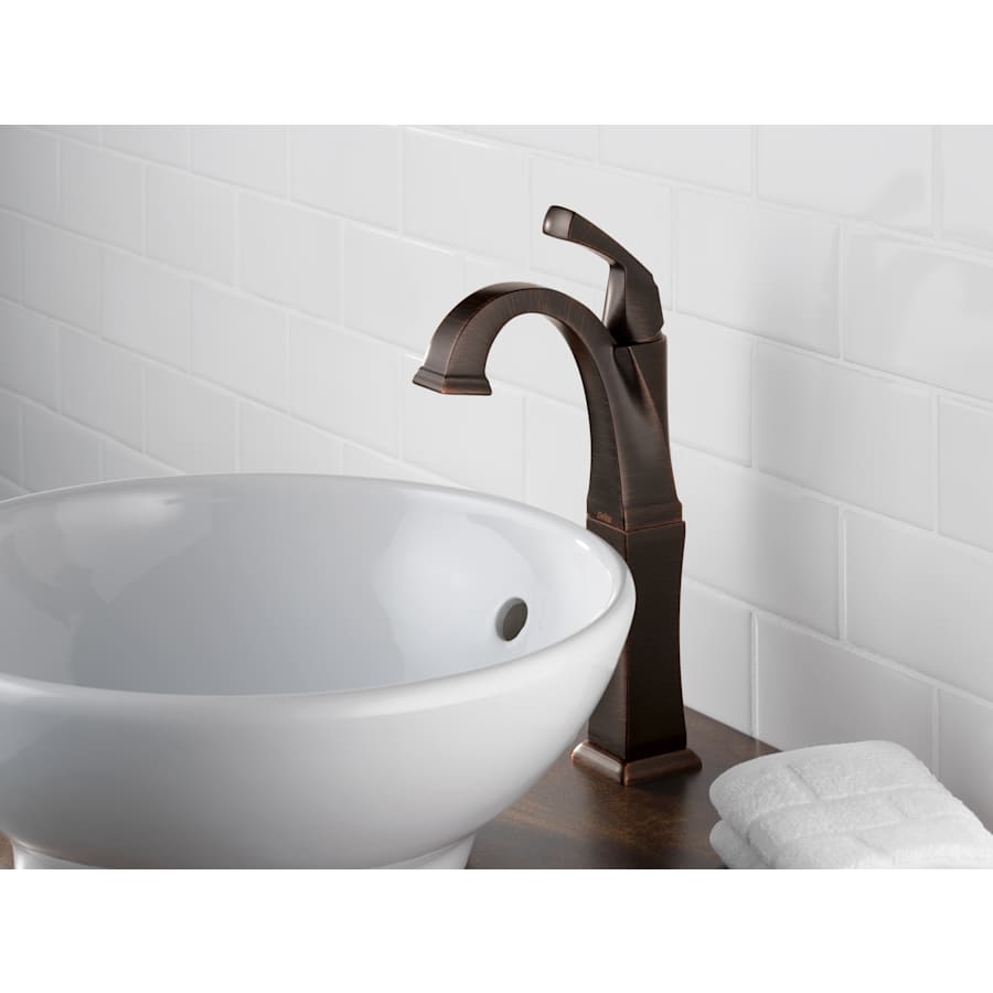 delta-751-dst-installed-faucet-in-venetian-bronze-1080