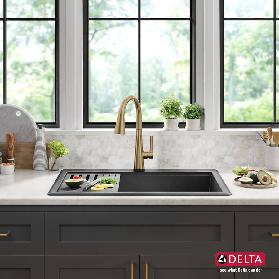 delta-75a933-33s-alternate-image-13