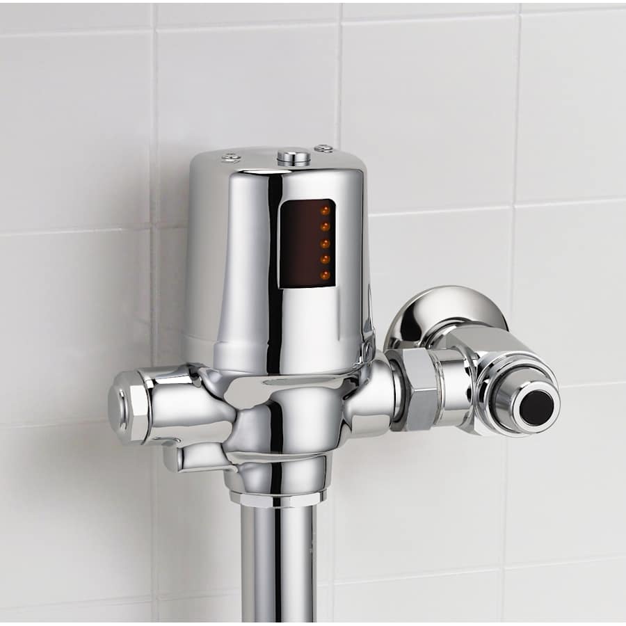 delta-81t221bta-close-up-of-flushometer-sensor-in-chrome-887