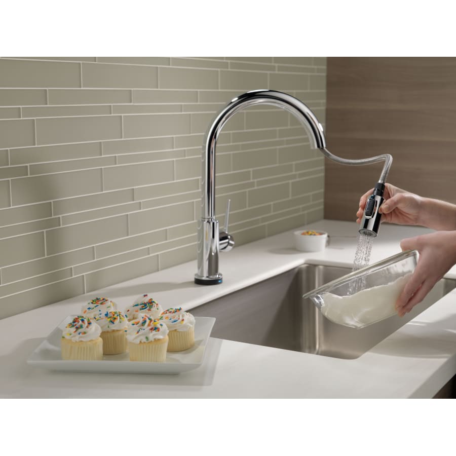delta-9159t-dst-spray-head-in-use-in-chrome-75 delta-9159t-dst-spray-head-in-use-in-chrome-75