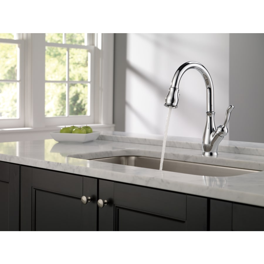 Leland Single Handle Pulldown Kitchen Faucet - Thumbnail 5