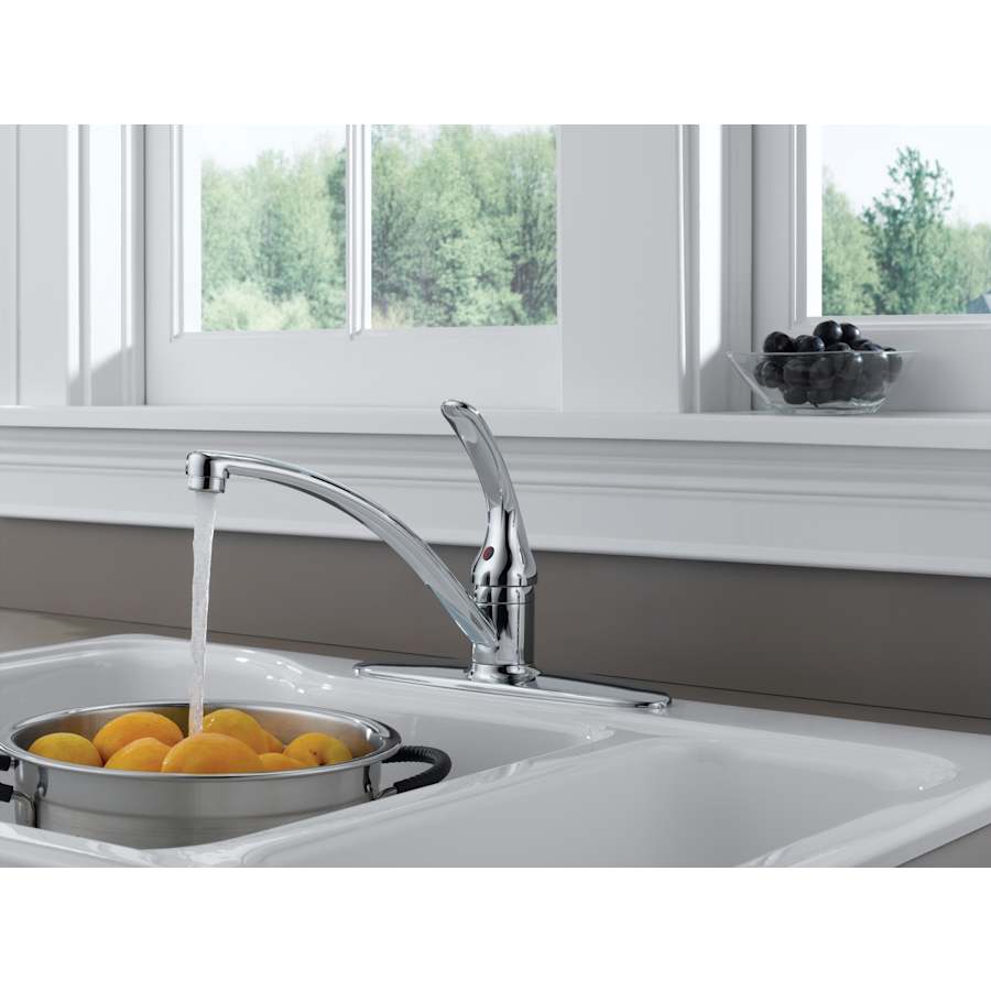 delta-b1310lf-running-faucet-in-chrome-2098