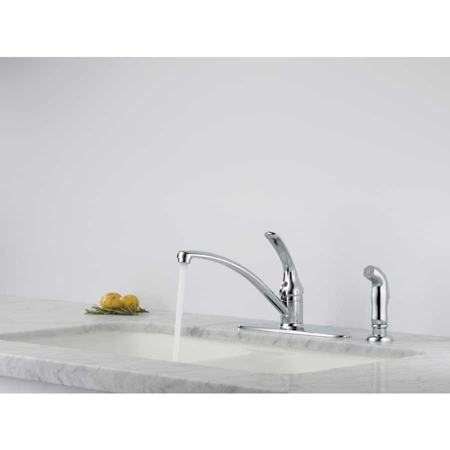 delta-b4410lf-running-faucet-in-chrome-1014