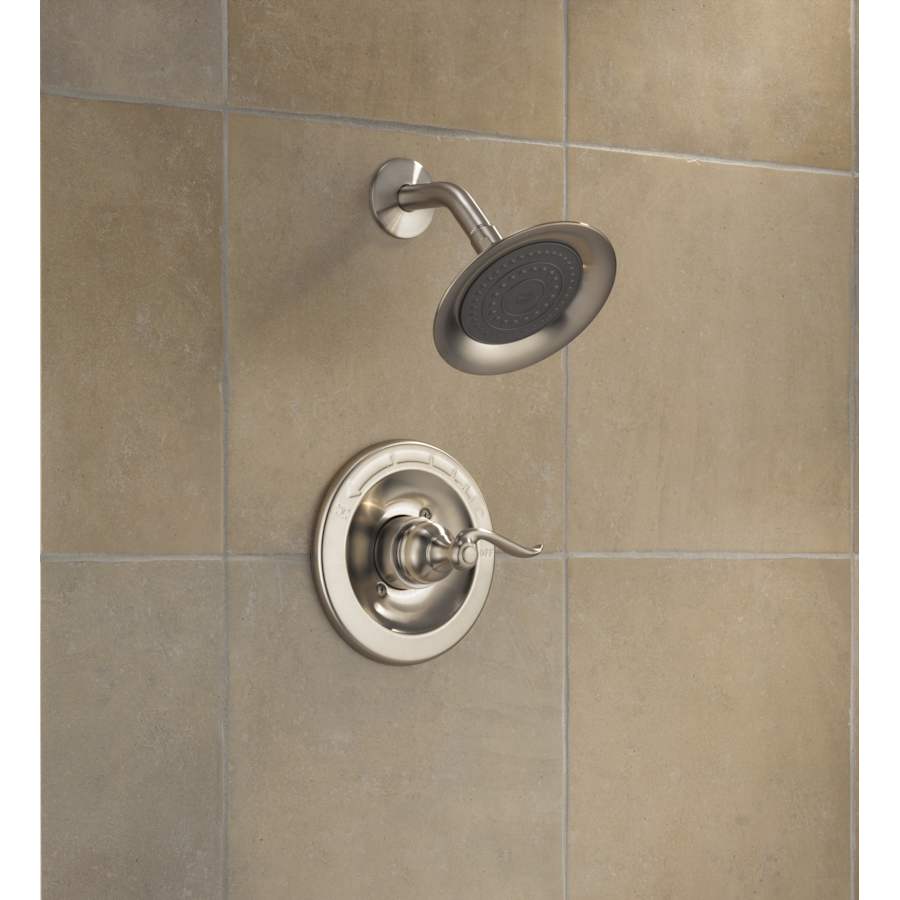 delta-bt14296-installed-shower-head-in-brilliance-stainless-110