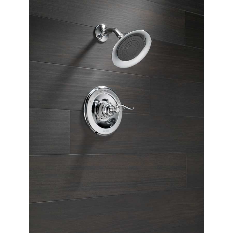 delta-bt14296-installed-shower-head-in-chrome-116