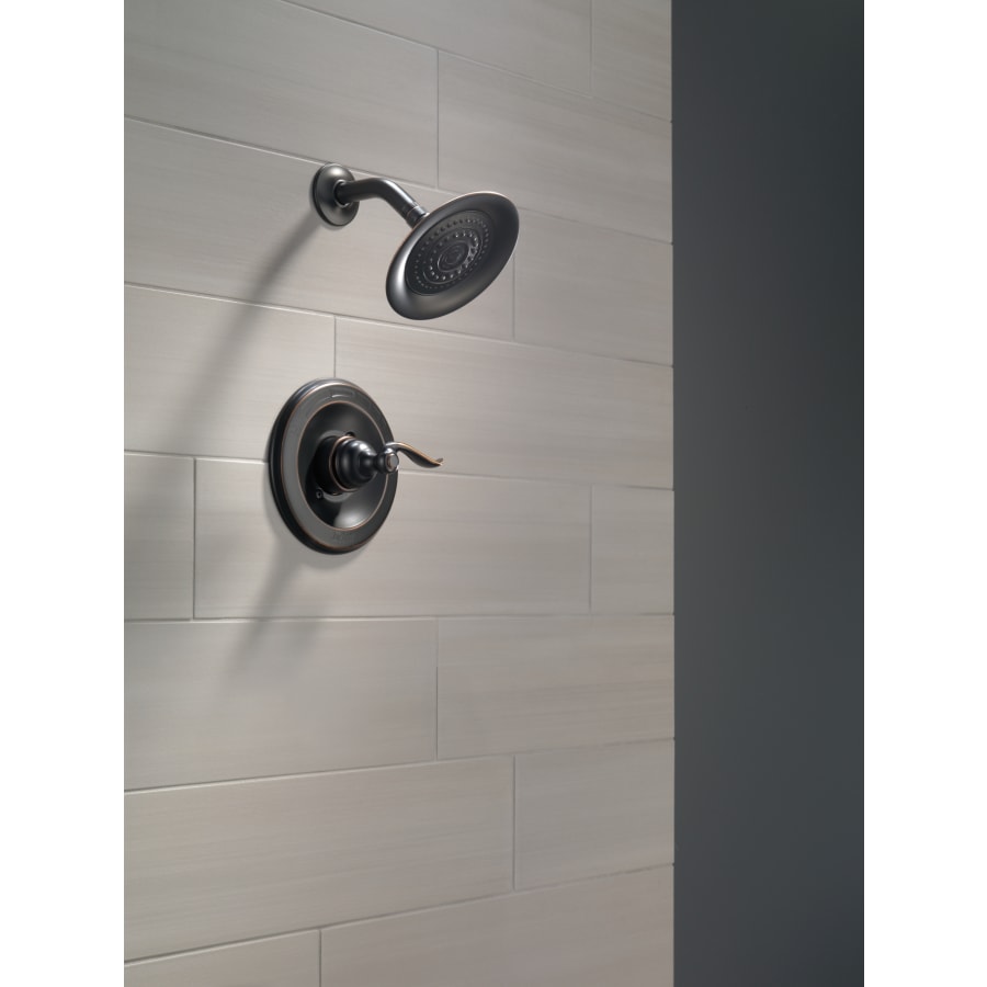 delta-bt14296-installed-shower-head-in-venetian-bronze-108 delta-bt14296-installed-shower-head-in-venetian-bronze-108