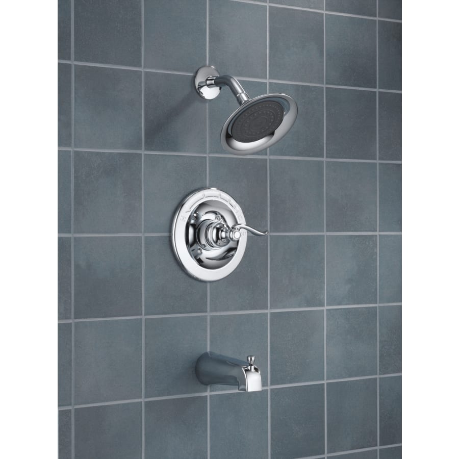 delta-bt14496-installed-shower-head-and-tub-spout-in-chrome-126 delta-bt14496-installed-shower-head-and-tub-spout-in-chrome-126