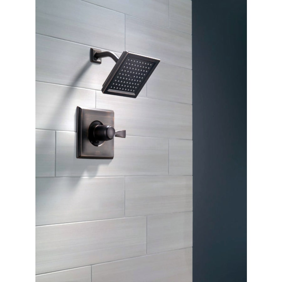 Delta Dryden Duschverkleidungsset – Mit Druckausgleich, Touch-Clean Duschkopf, Edelstahl-Optik
