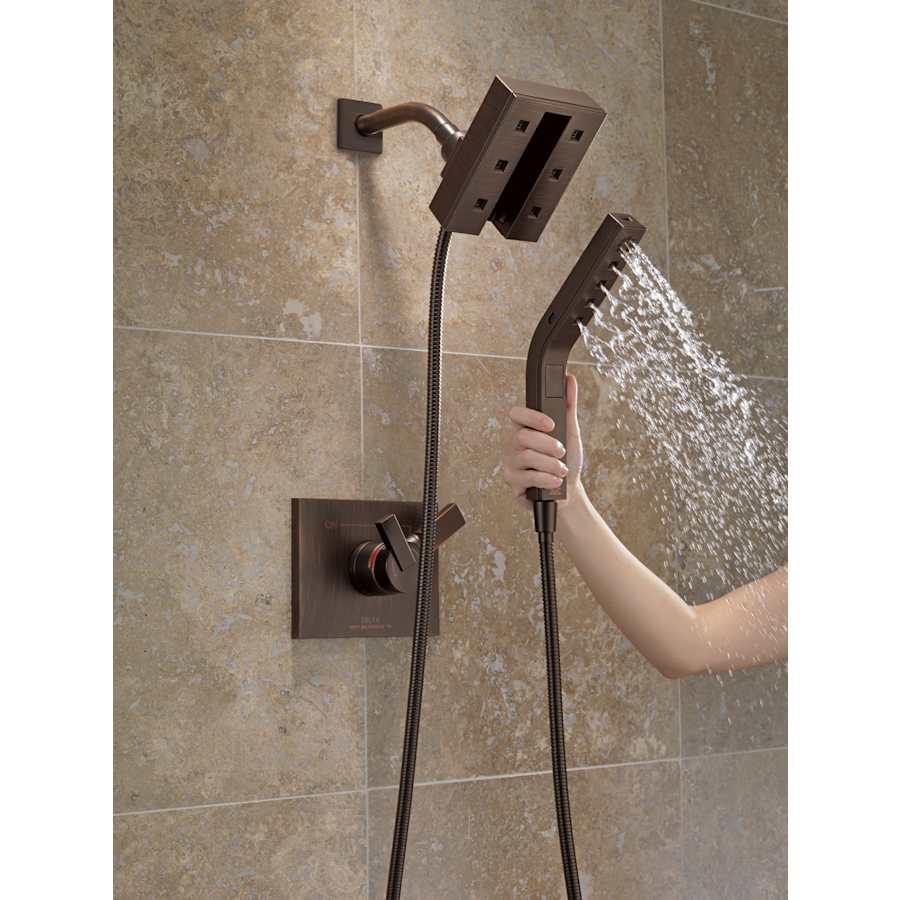 delta-t17053-running-handshower-in-venetian-bronze-1672