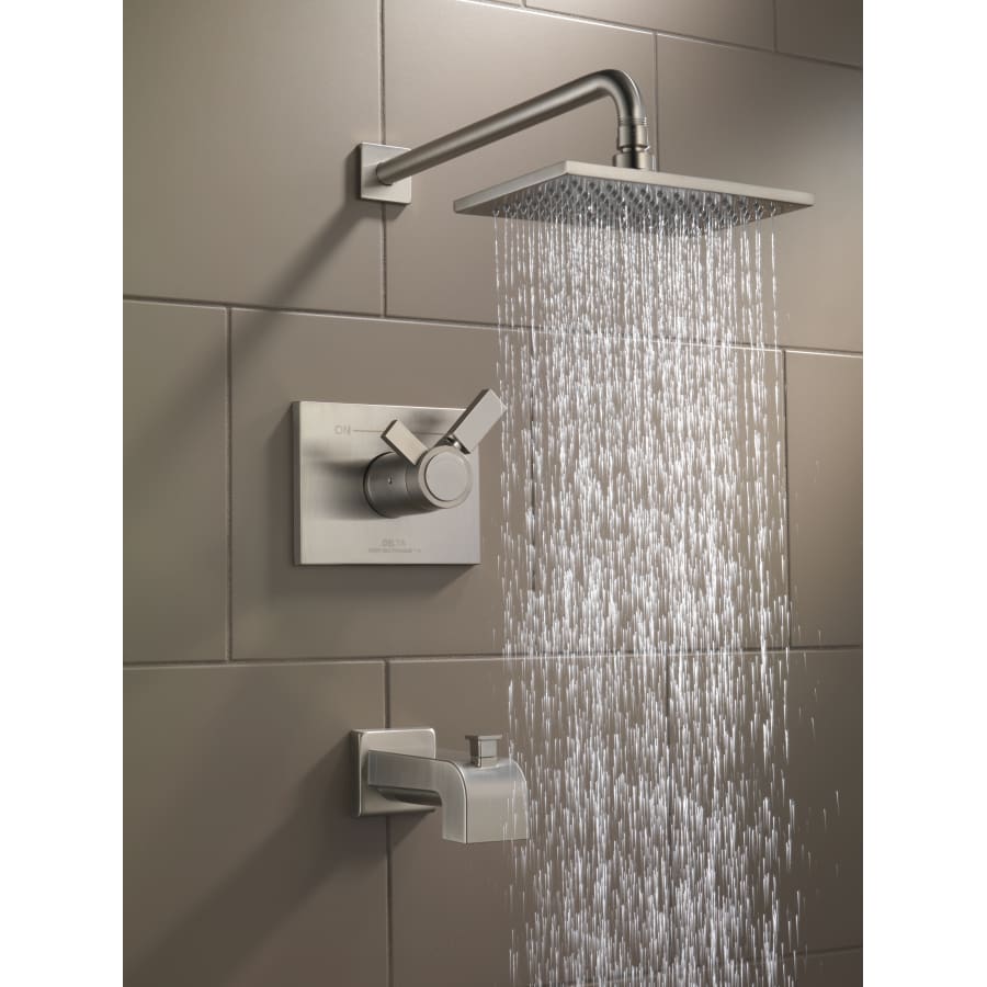 delta-t17t453-running-shower-head-in-brilliance-stainless-1661 delta-t17t453-running-shower-head-in-brilliance-stainless-1661
