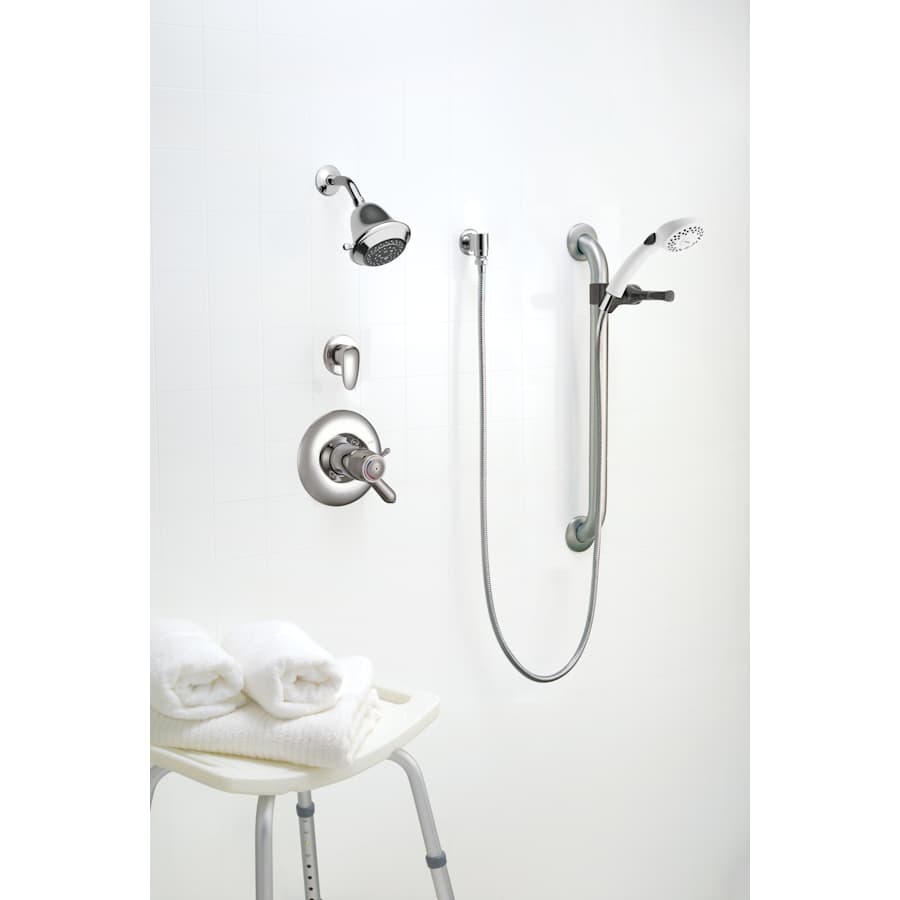 delta-t17th325-installed-shower-trim-in-chrome-and-white-894